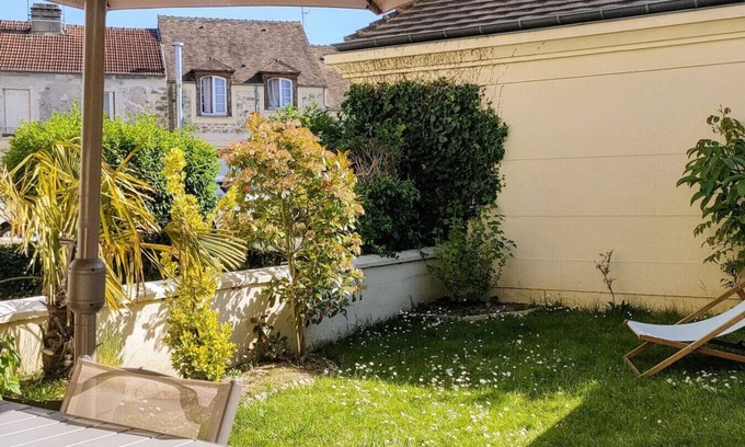 Voisins-le-Bretonneux Apartment | Beautifull F2 near Versailles