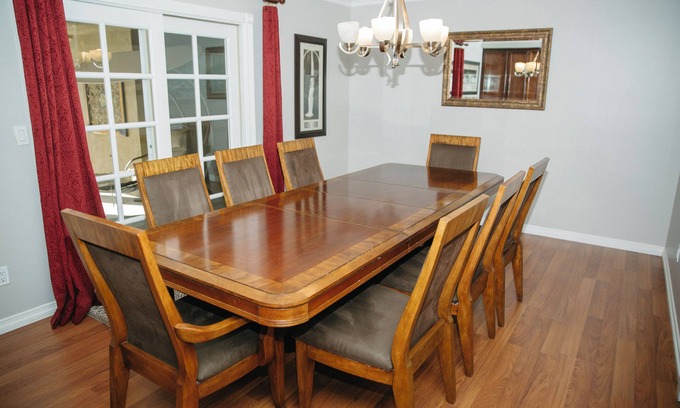 South Redlands House | Beautiful, Furnished Redlands CA Home with a Pool