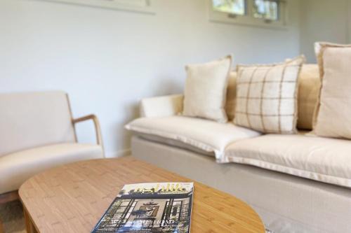 Bowral Apartment | Beautiful garden cottage in Bowral