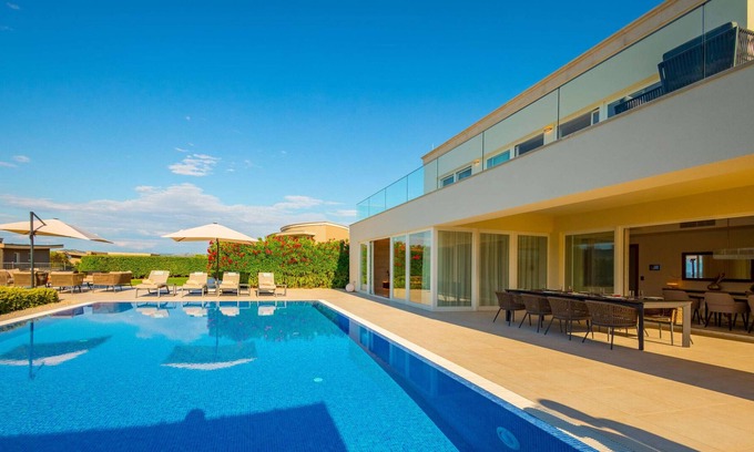 Crveni Vrh Villa | Beautiful Grand Deluxe Villa Celine