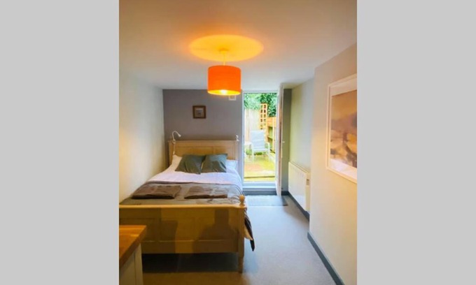St Leonards-On-Sea Apartment | Beautiful Ground Floor Apartment in St Leonards