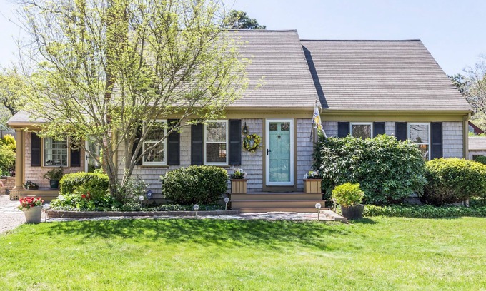 South Harwich House | Beautiful Harwich home with large yard near Red River Beach & Main Street fun