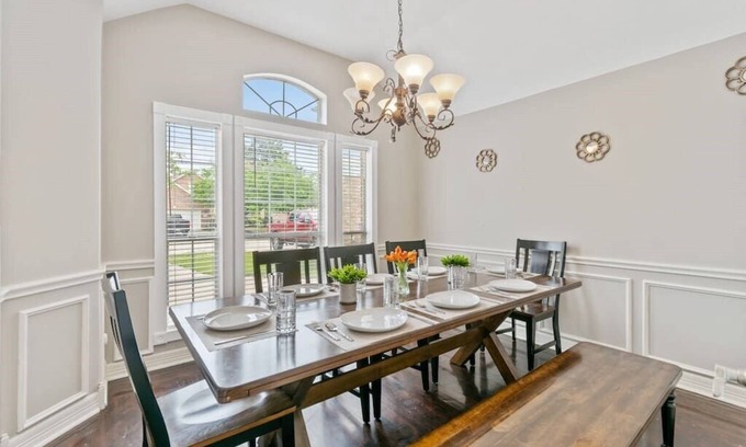 Spring House | Beautiful Home, spacious office & Xbox Game Room.