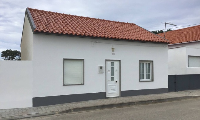 Atalaia House | BEAUTIFUL HOME AWAY FROM HOME. Translated in 5 different language