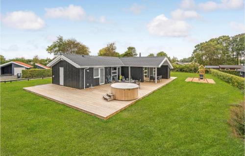 Odde House | Beautiful Home In Hadsund With Sauna