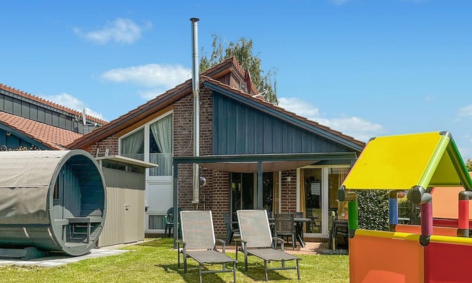 Haren House | Beautiful home in Haren with kitchen