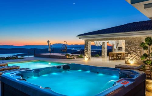 Jadranovo House | Beautiful Home In Jadranovo