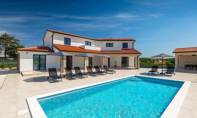Visnjan House | Beautiful home in Porec