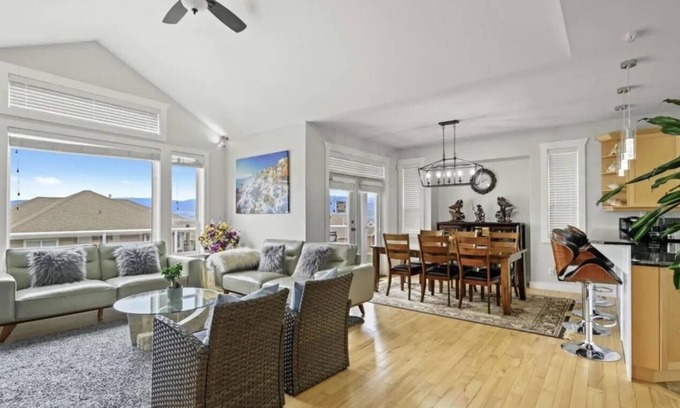 Southwest Mission House | Beautiful Home Kelowna