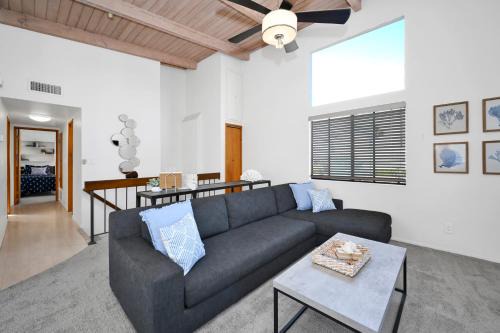 Santa Ana Heights House | Beautiful home on Seashore Dr