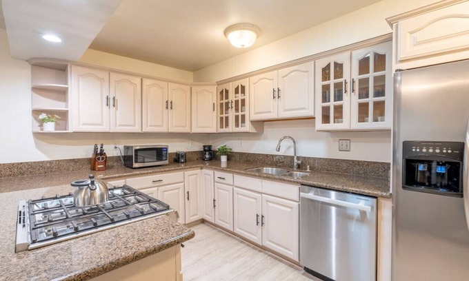 Bonita House | Beautiful Home Safe Neighborhood
