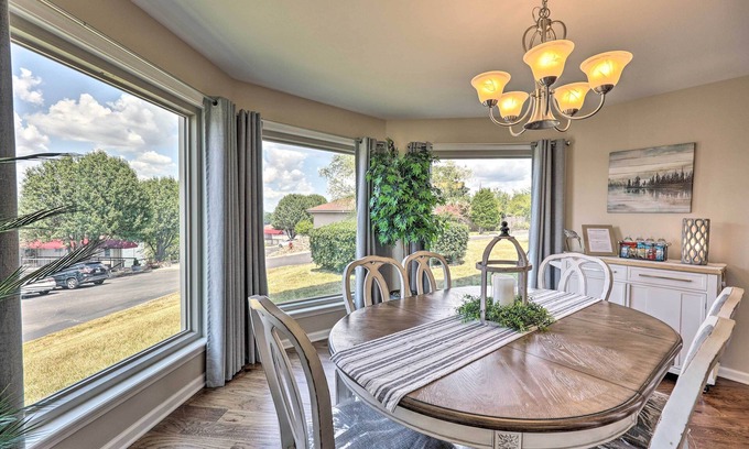 Lake Hamilton Apartment | Beautiful Hot Springs Condo w/Lake Hamilton Views
