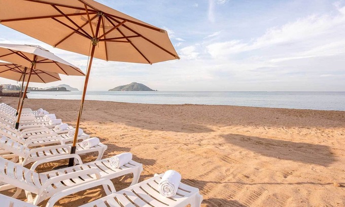 Marina Mazatlan Apartment | Beautiful hotel suite Mazatlan christmas week