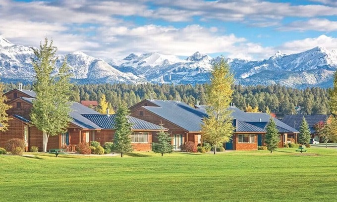 Pagosa Springs Condo | Beautiful Hotel in Pagosa 1BD near at Pinon Lake Reservoir