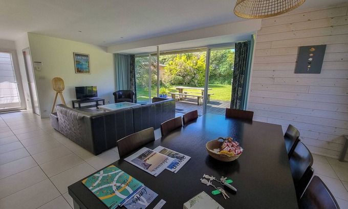 Guisseny Cottage | BEAUTIFUL HOUSE 100 METRES FROM THE BEACH WITH HEATED POOL