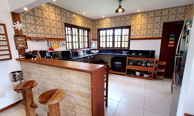 Angra dos Reis House | Beautiful house on a farm very close to the beach with sea views!