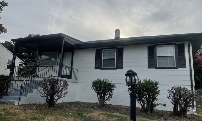 Greensboro House | Beautiful house close to downtown & Cone Hospital