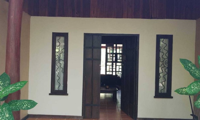 Cabuya House | Beautiful House Close to Beach and Local Spots. Major State Parks Near by