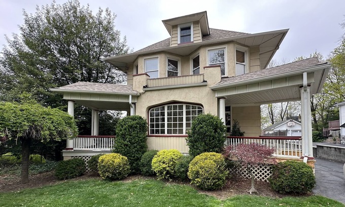 Nutley House | Beautiful house, extremely family friendly, very close to New York City