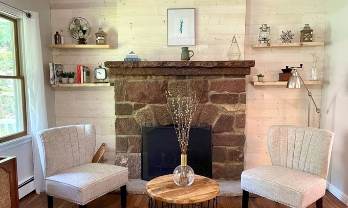 Athens House | Beautiful house in lake community