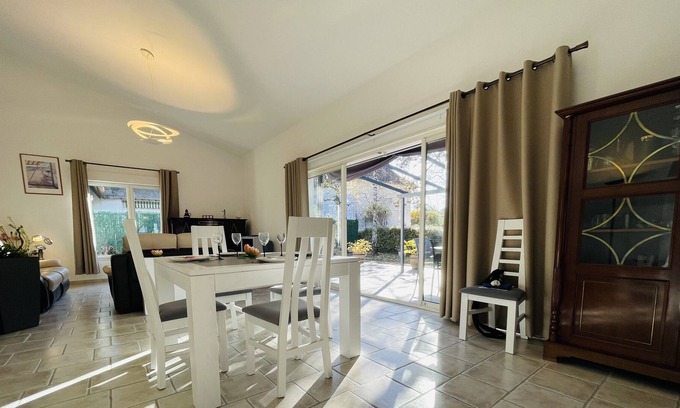 Saint-Avertin House | Beautiful house with large terrace in the heart of Touraine