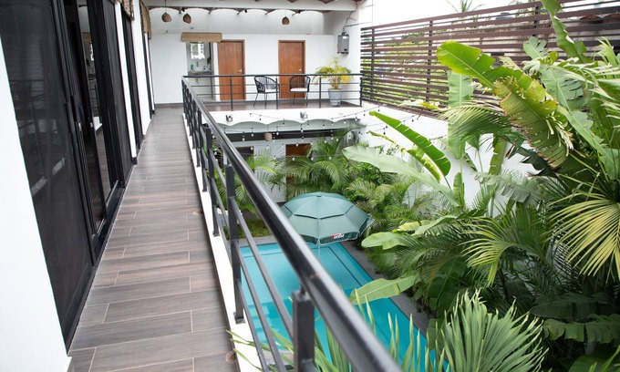 Compostela House | Beautiful House with Pool- Exclusive for you- Steps away from Playa Virgen