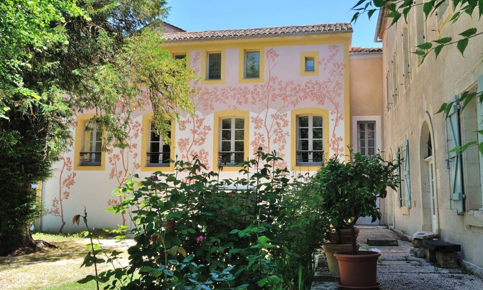 Albas House | Beautiful house with garden and view of the Lot