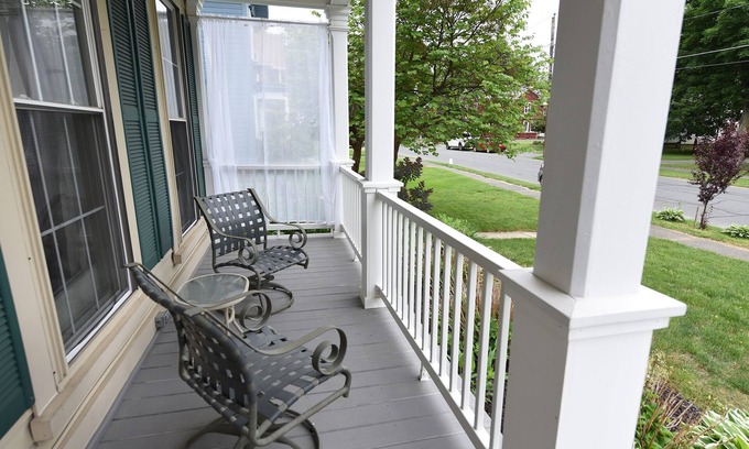 Greenfield Apartment | Beautiful impeccably clean in town executive apt. Special weekly & monthly rates