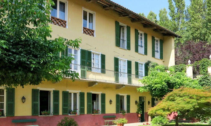 San Giorgio Canavese Apartment | Beautiful apartment for 6 guests with WIFI, TV, balcony, pets allowed and parking