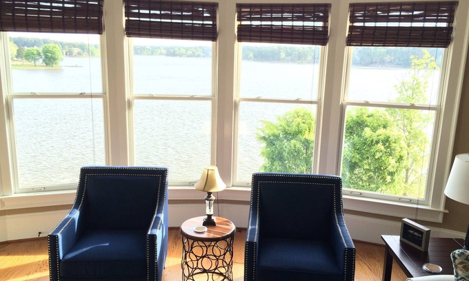 Lake Oconee Condo | Beautiful lake front and golf course views from this 3BR/3BA penthouse condo