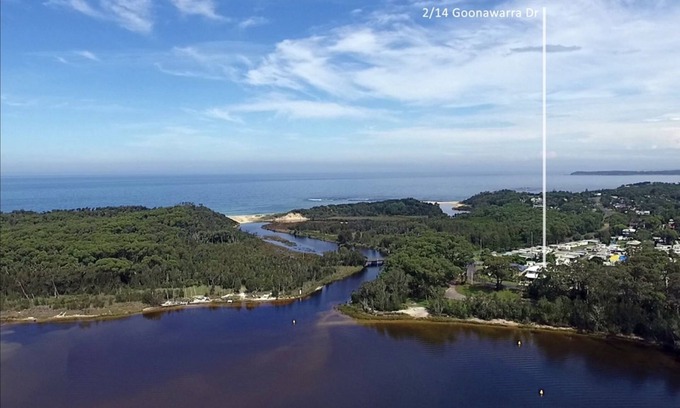 Cudmirrah House | Beautiful lake side living