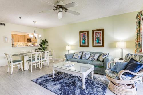 Arcadian Shores Apartment | Beautiful Lakefront Condo Easy Walk to the Beach!