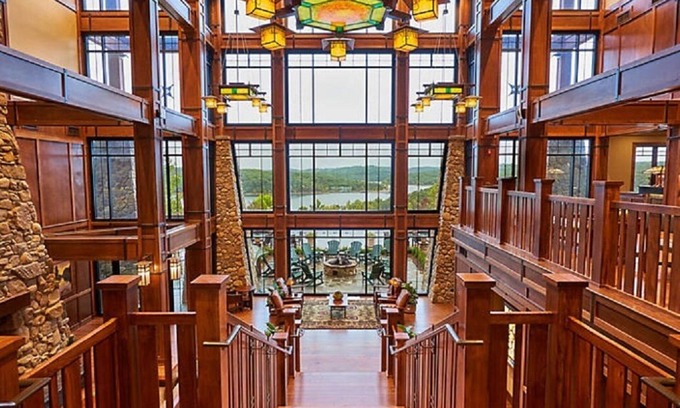 Ridgedale House | Beautiful Lodge at The Cliffs at Long Creek - Table Rock Lake