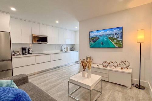 West Little Havana House | Beautiful Loft Cottage in the heart of Miami