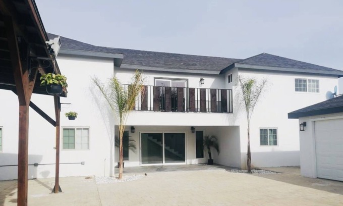 Buenaventura House | Beautiful luxury family home