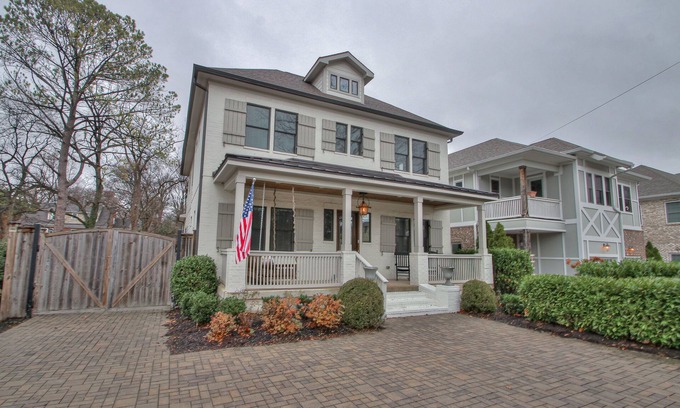 Green Hills House | Beautiful Luxury Home Near 12th South w/Front Porch and Deck