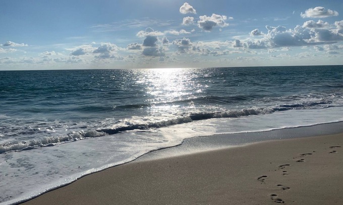 Moorings Condo | Beautiful marina views, manatees and private beach in the Moorings of Vero!