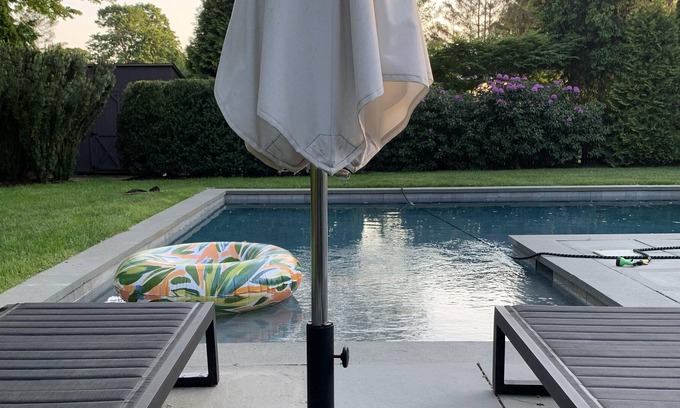 Bellport House | Beautiful Mid-Century Beach Cottage
