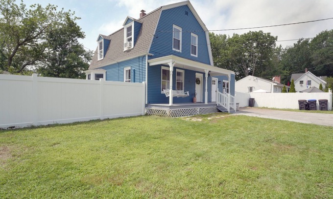 Old Orchard Beach House | Beautiful Modern Beach House In Old Orchard Beach!