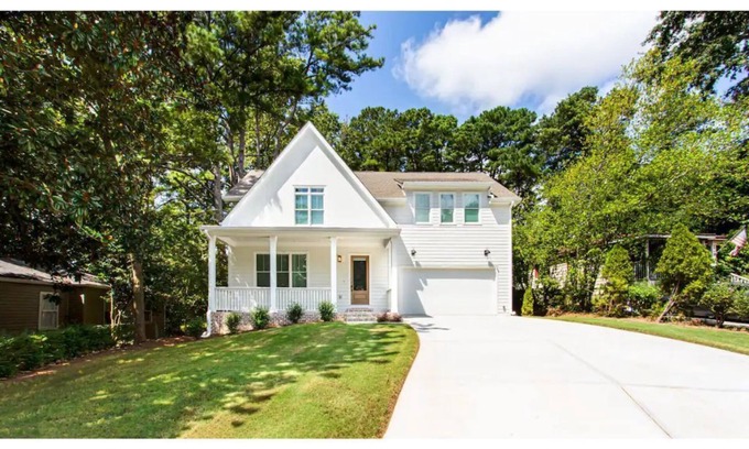 Lavista Park House | Beautiful Modern New Home Near Brookhaven Midtown