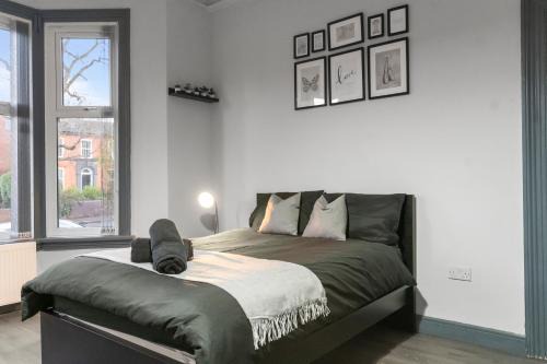 Moseley Apartment | Beautiful Moseley Studio - 1