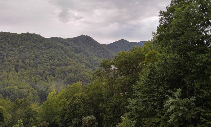 Barnardsville House | Beautiful Mountain views with private balcony close to Asheville, NC