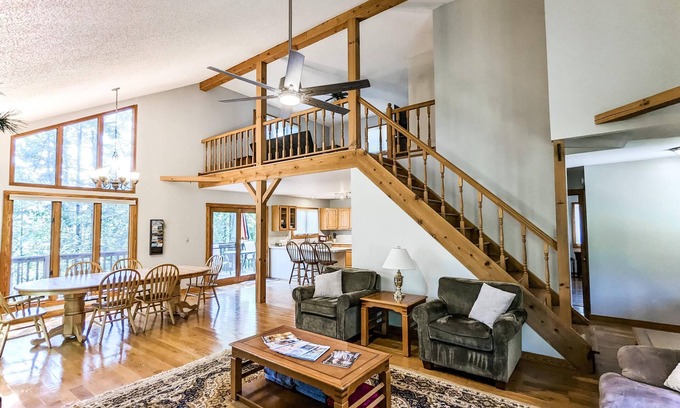 Weaverville House | Beautiful Mountain Cabin near Junebug, Biltmore, Asheville & Weaverville
