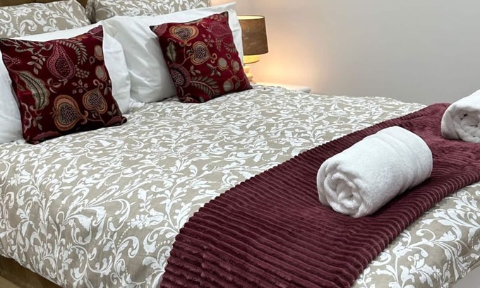 Dudden Hill Apartment | Beautiful New 3bed North London