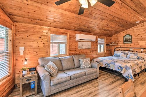 New Bern Apartment | Beautiful New Bern Studio Cabin with Fire Pit!