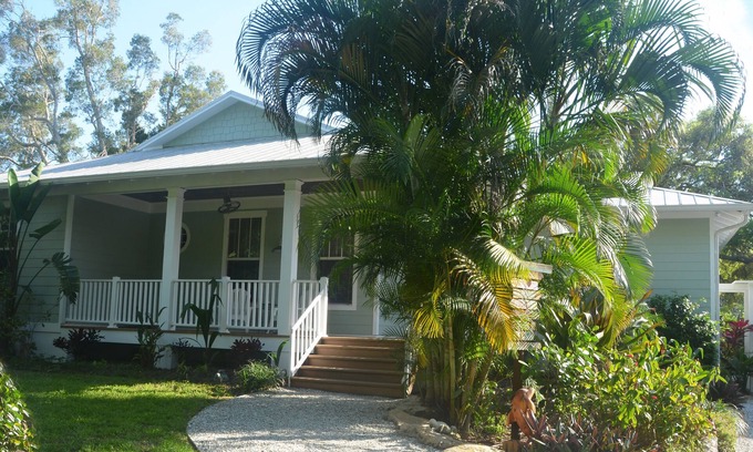 Laurel House | Beautiful Nokomis Beach House!