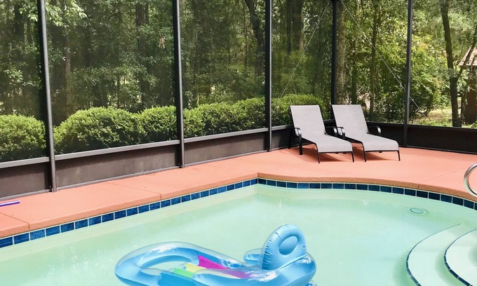 Dunnellon House | Beautiful Oasis with pool, walking distance from Rainbow river