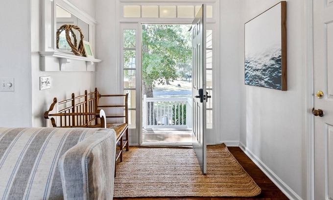 Melrose on the Beach Cottage | Beautiful Oceanfront 2bdr Coastal Cottage - Coastal Cottage