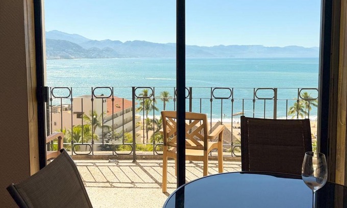 South Hotel Zone House | Beautiful ocean view, pool & beach!