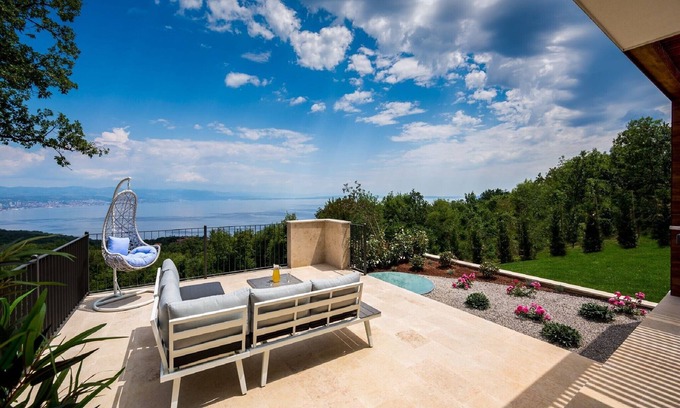 Opatija Villa | Beautiful Opatija Villa | Villa Mare | 4 Bedrooms | Spectacular Sea Views &.